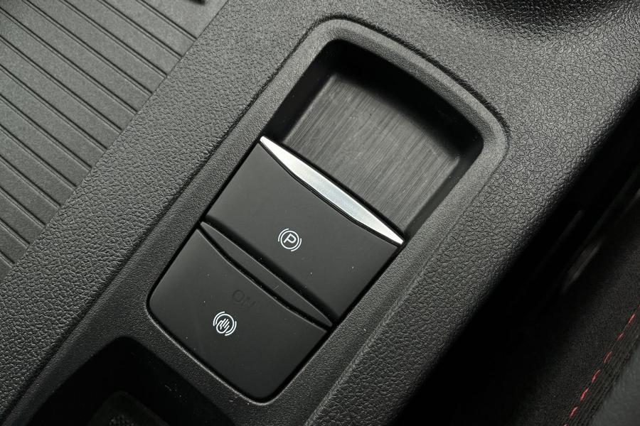 Ford Kuga Photo autoimg-1db2a1afed2e3f74919a673d3aed3eb5d8b94f93.jpg