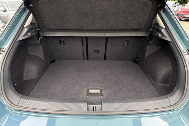 Volkswagen T-Roc Photo 12