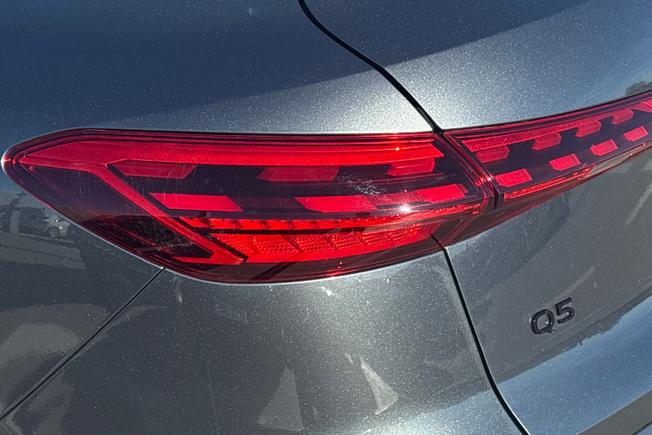 AUDI Q5 Photo 18