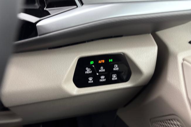 Volkswagen Multivan Photo 28