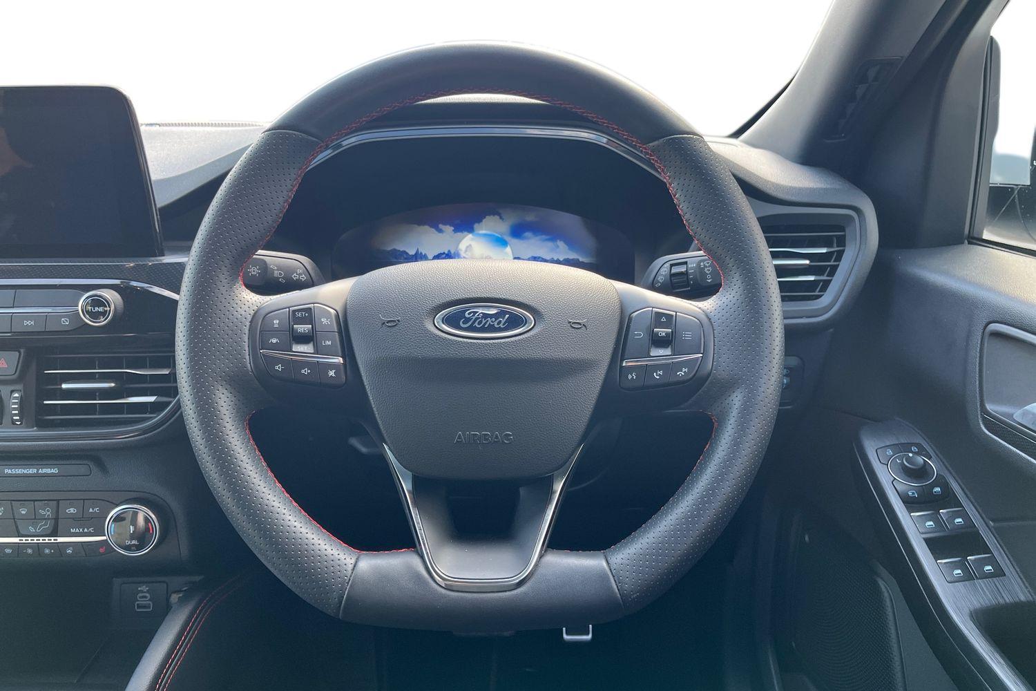 Ford KUGA Photo 10