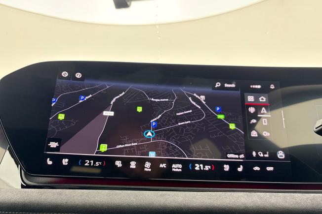 AUDI S6 E-Tron Avant Photo 14