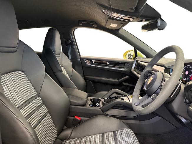 PORSCHE Cayenne Photo 11