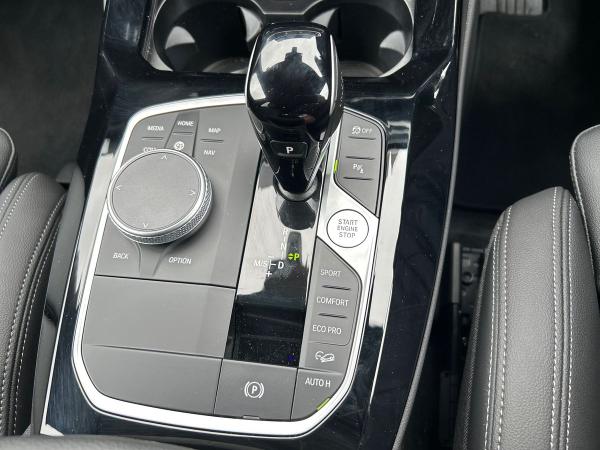 BMW X3 Photo autoimg-1dca1e19b165814aa7c2bc0788b685cda4396a62.jpg