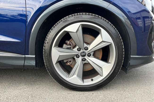 Audi Q4 E-Tron Photo 5