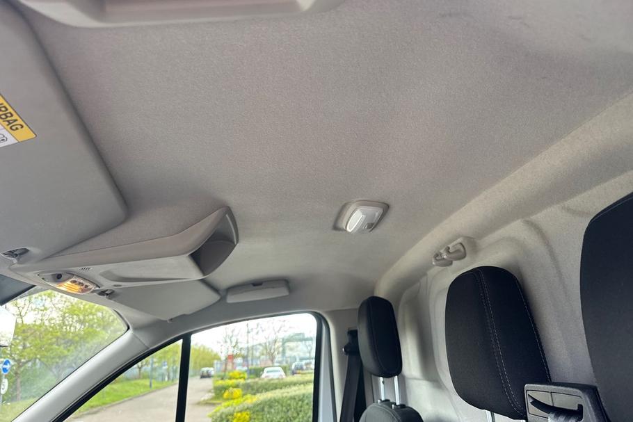 Used FORD TRANSIT CUSTOM BD23KVO 8