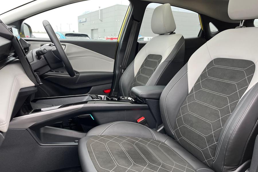 Ford PUMA Photo autoimg-1dce7f10ca0a145c923e06d460252e932fb8cecb.jpg