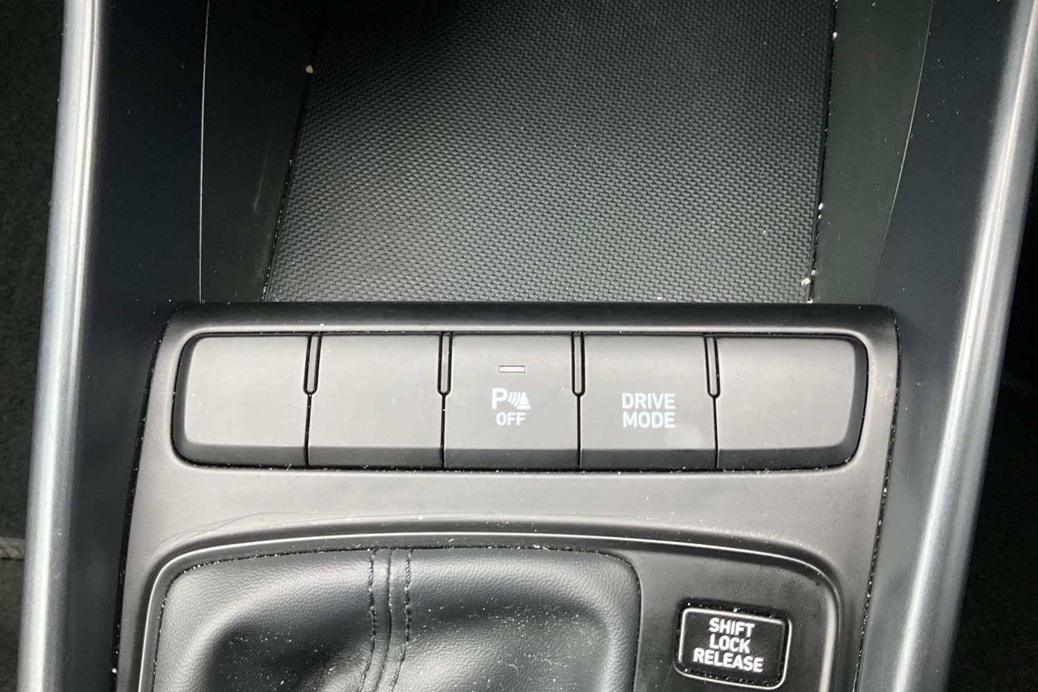 Hyundai BAYON Photo 26