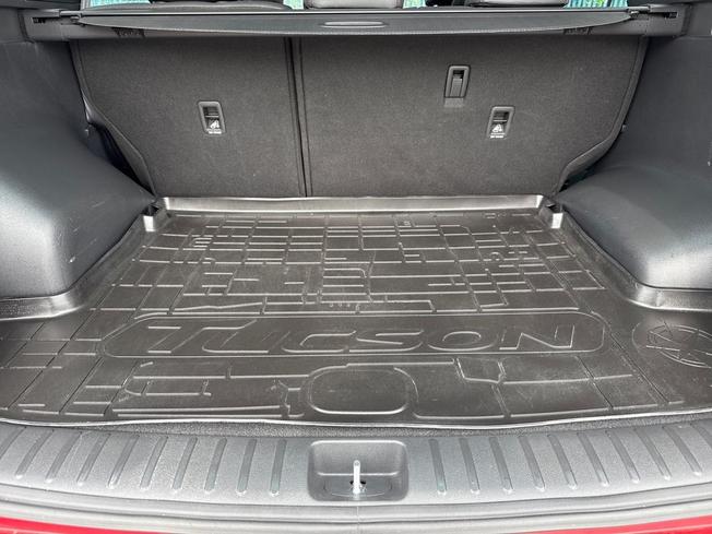 HYUNDAI Tucson Photo 12