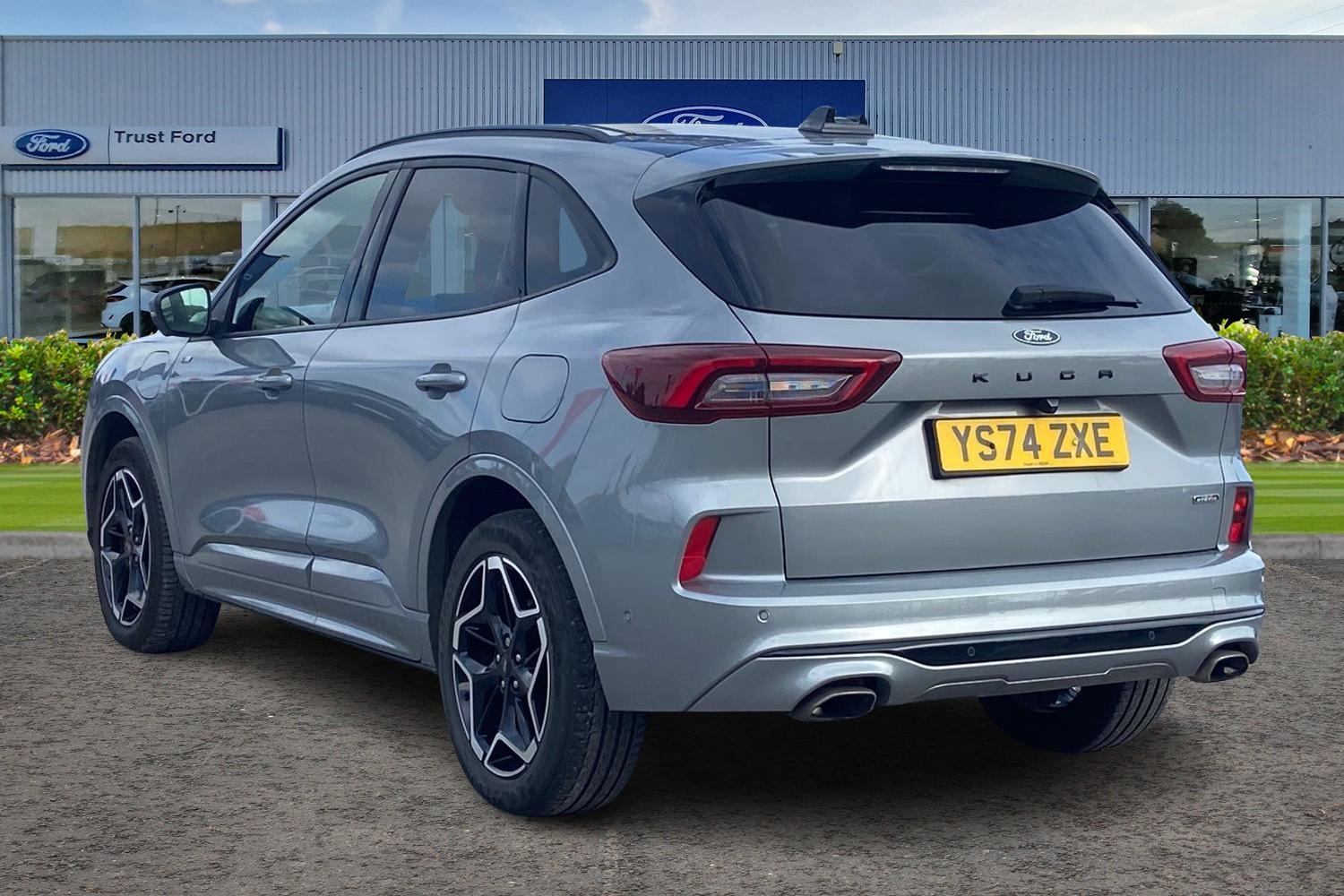 Ford Kuga Photo 1
