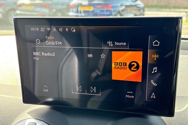 AUDI Q2 Photo 13