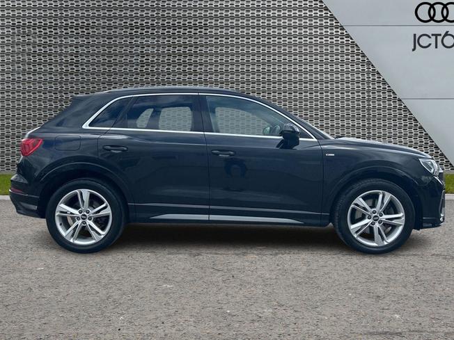 Audi Q3 Photo 4