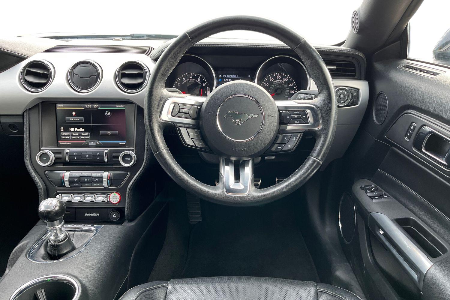 Ford MUSTANG Photo 10