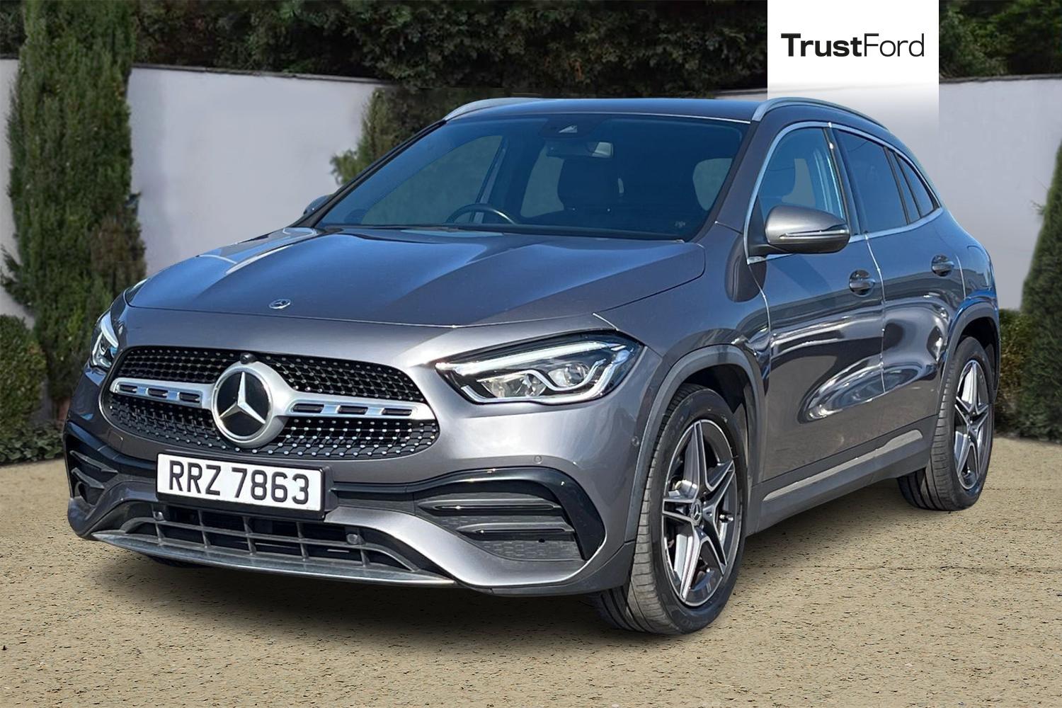 Mercedes-Benz GLA Photo 4