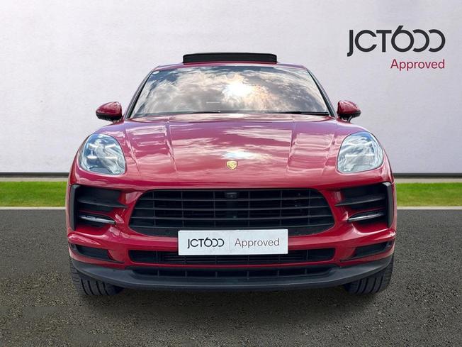 PORSCHE Macan Photo 8