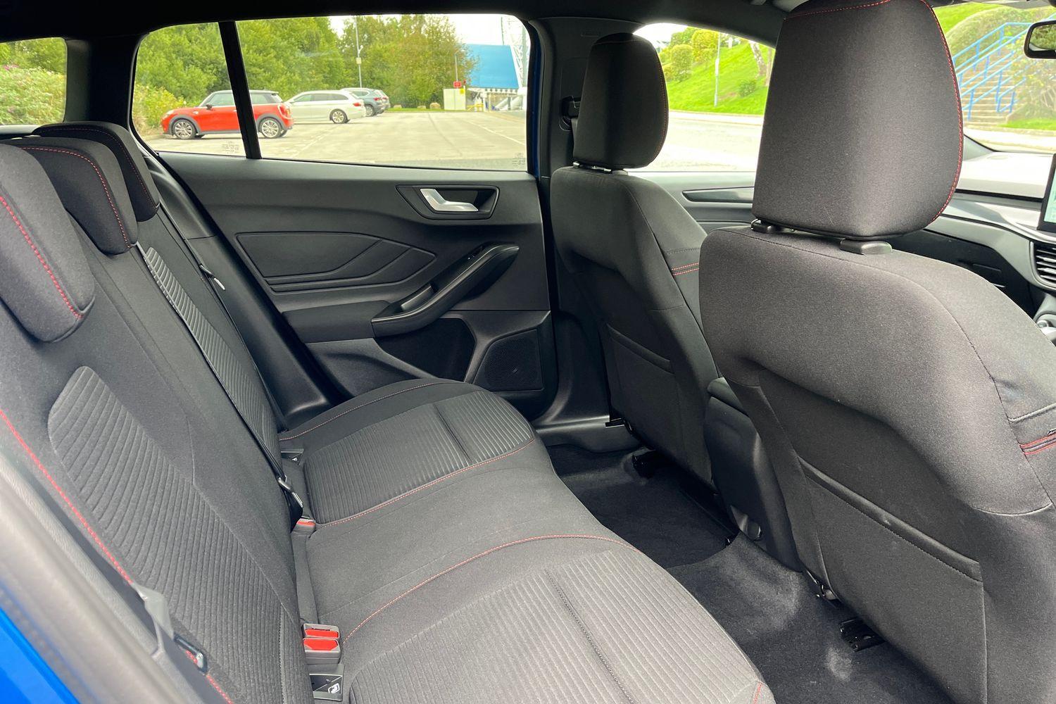 Ford Focus Photo 37