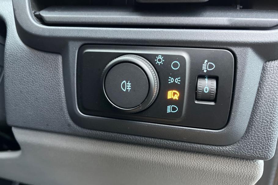 Used Ford E-TRANSIT CUSTOM MJ75WJL 9