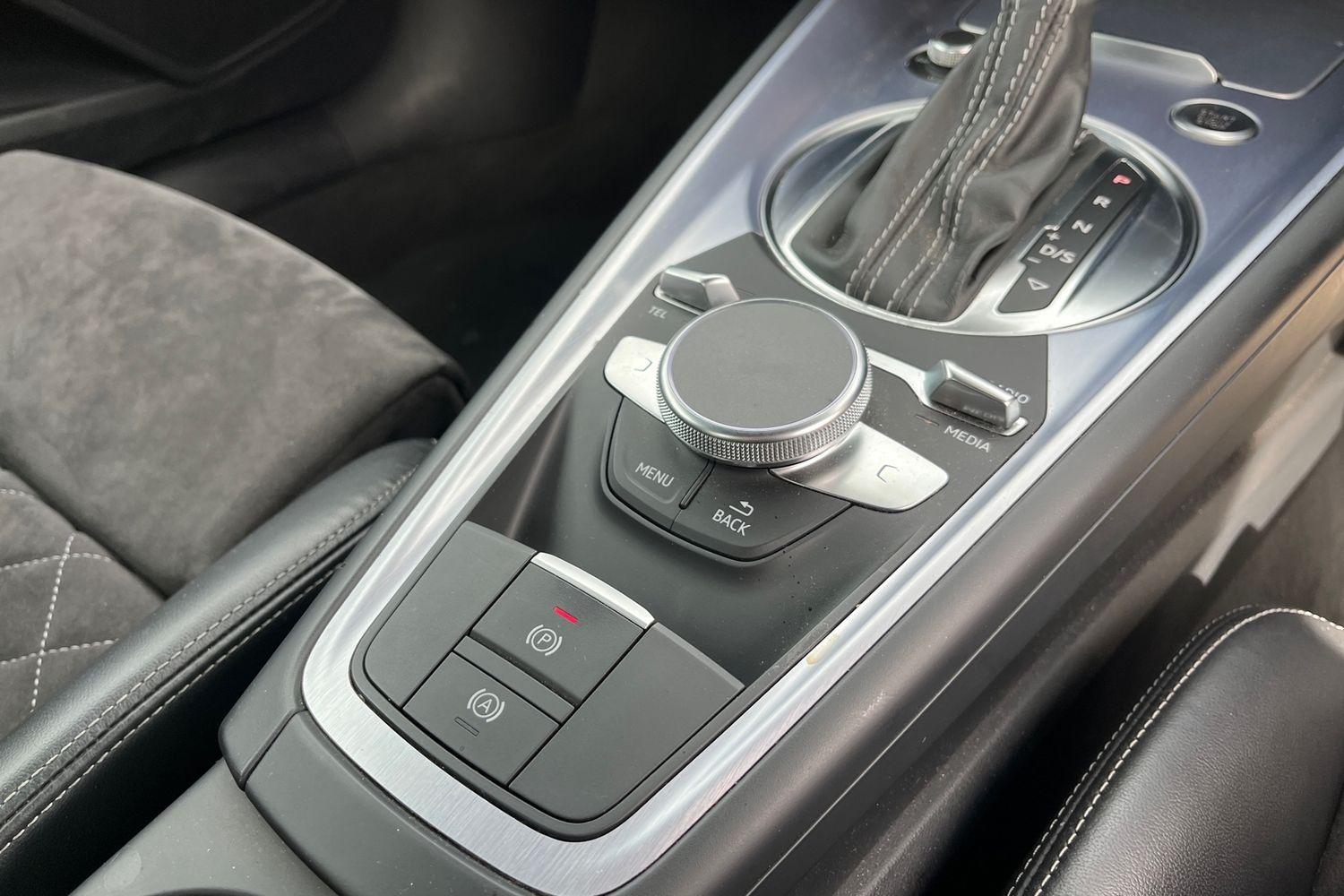 Audi TT Photo 38