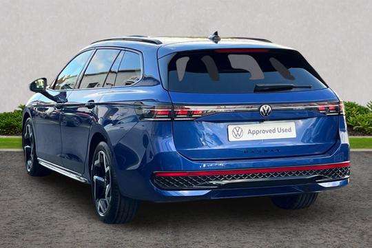 Volkswagen Passat Photo autoimg-1dee173dcb8edcbd72df8b49eaef1efce4c807fd.jpg