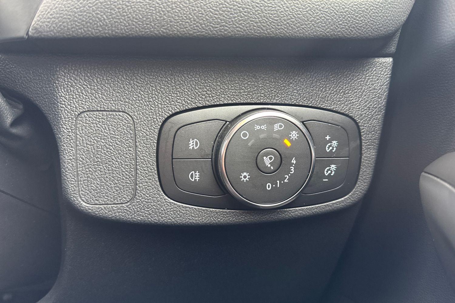Ford FOCUS Photo 30