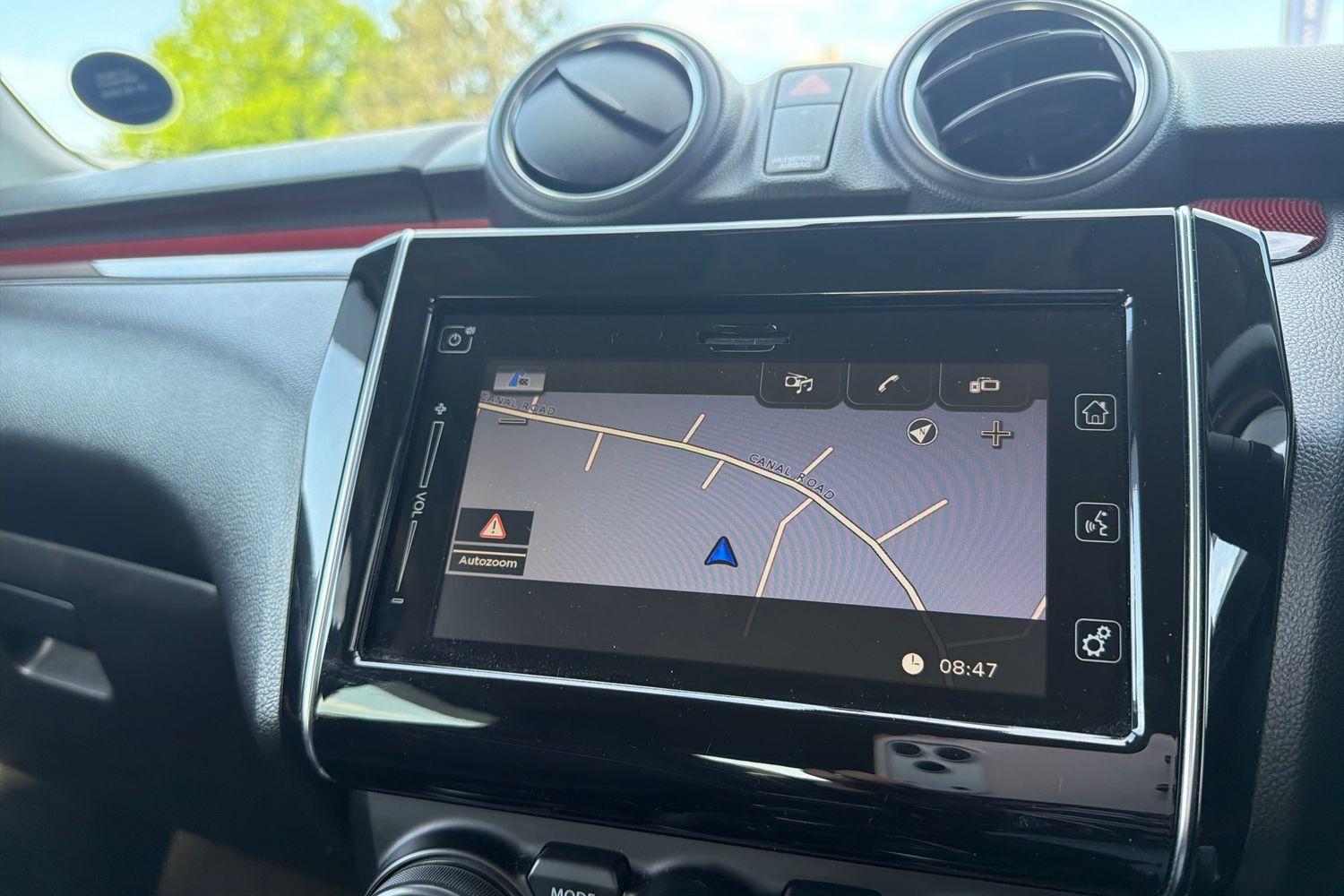 Suzuki SWIFT Photo 32