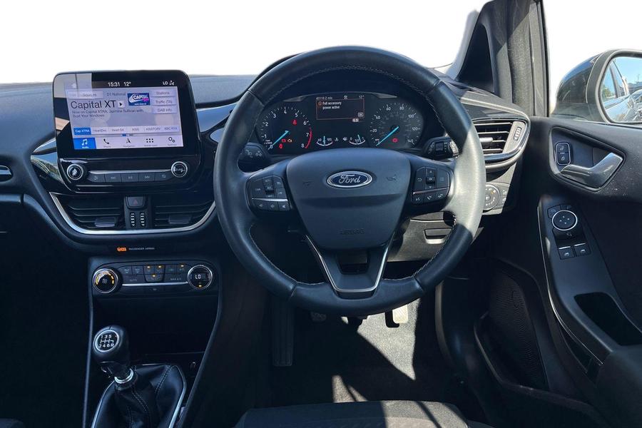 Ford Fiesta Photo autoimg-1dfbf382ab7e24759113d4761a7eae79fd8c87b0.jpg