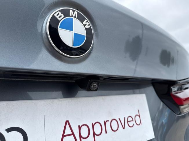 BMW 5 Series Photo 25