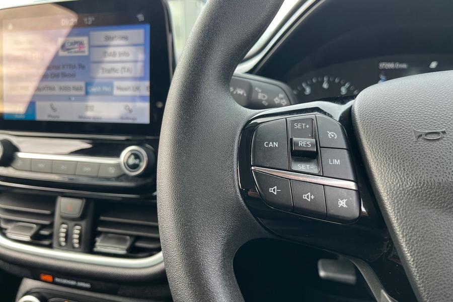 Ford FIESTA Photo autoimg-1dfde7d8bf93dbacc8f7c9f73ca8dc2de20caee0.jpg