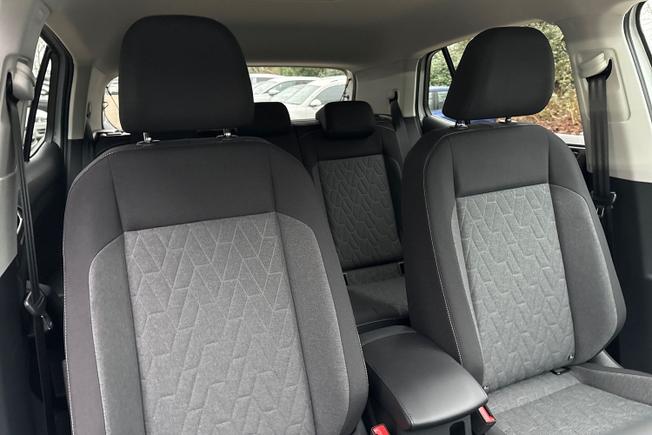 VOLKSWAGEN T-Cross Photo 25