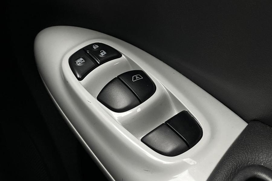 Nissan Juke Photo autoimg-1e071985a9567ed5f2e4aea2321c7ad5882261c0.jpg