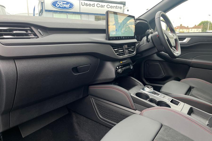 Ford KUGA Photo autoimg-1e0c3b1e427268751c8d0ef36919665dfd6c7a2b.jpg