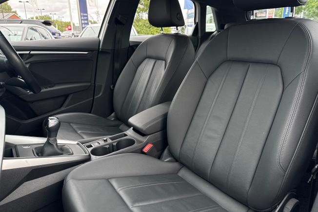 AUDI A3 Photo 21