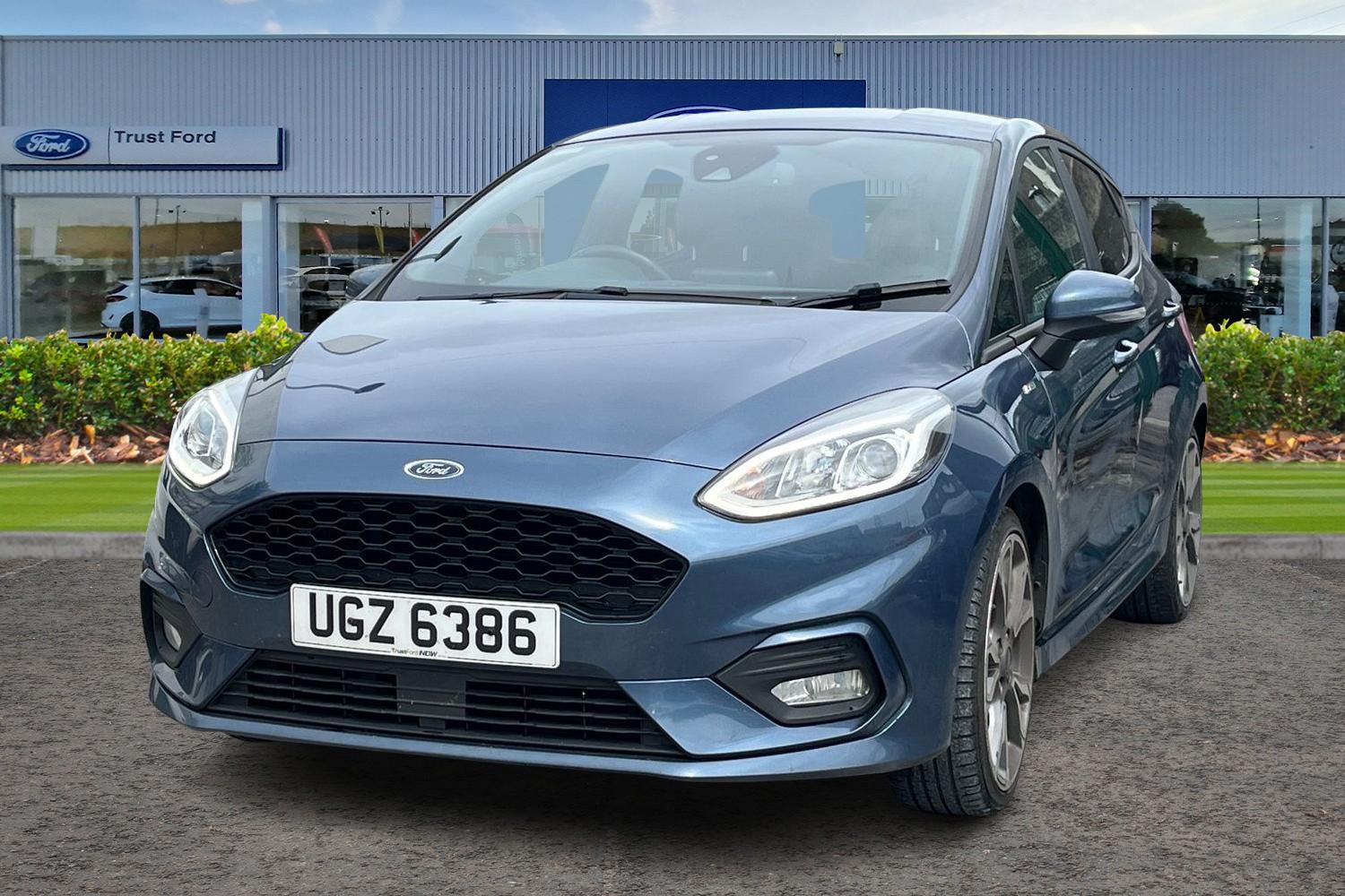 Ford FIESTA Photo 4