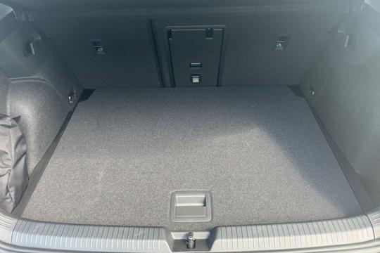 Volkswagen Golf Photo autoimg-1e1680d435ad6c339bf9a1e3aaa6ae8883165bd4.jpg