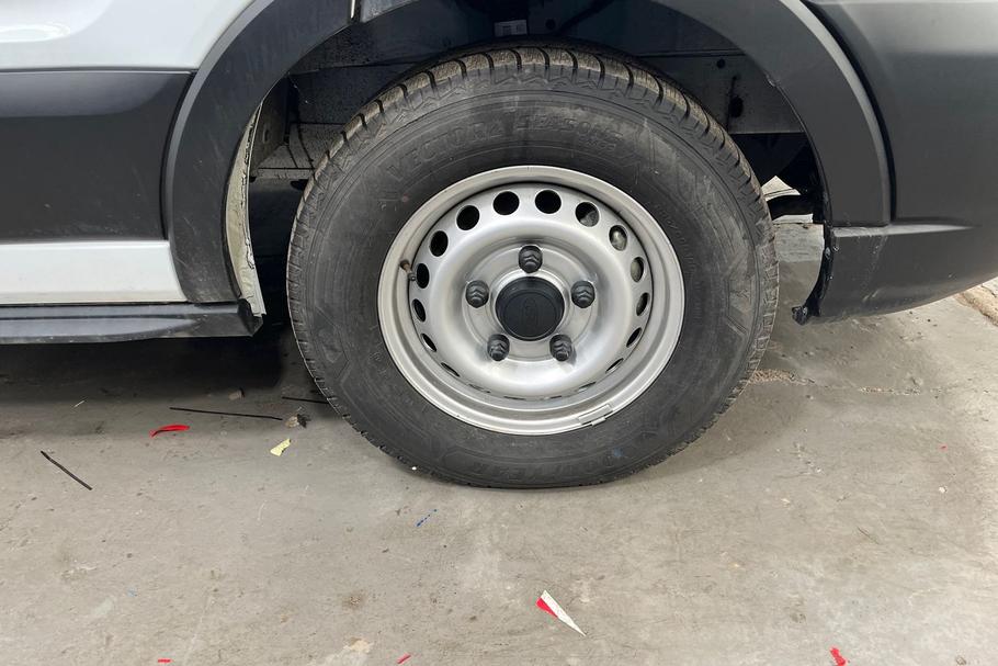 Used Ford TRANSIT EJ75MVW 24