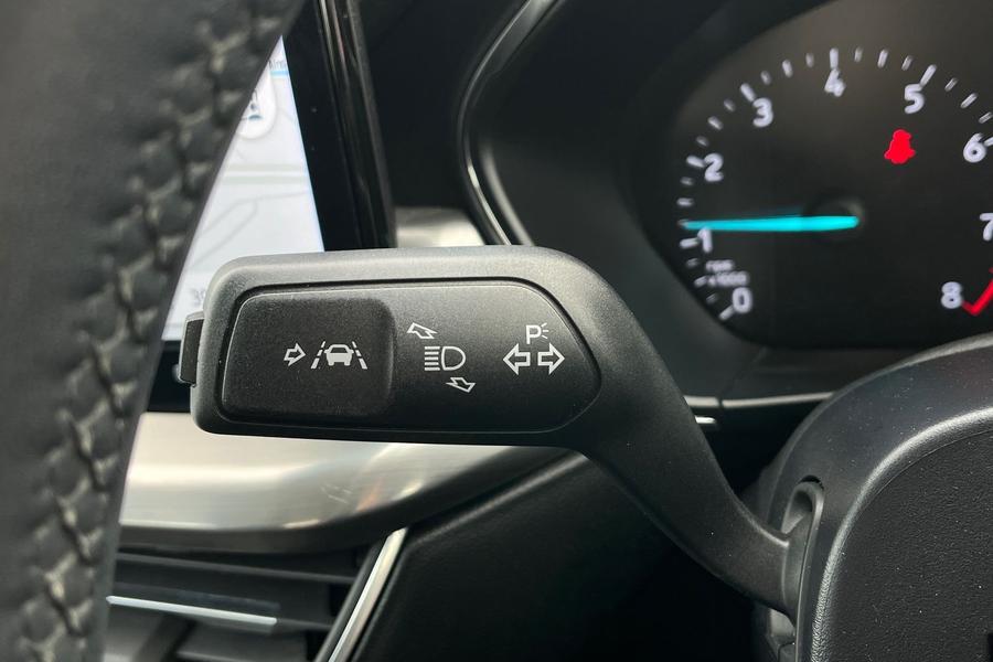 Ford Focus Photo autoimg-1e19b9ffb83893e38bbfe42bbd2d6c55d8383bef.jpg