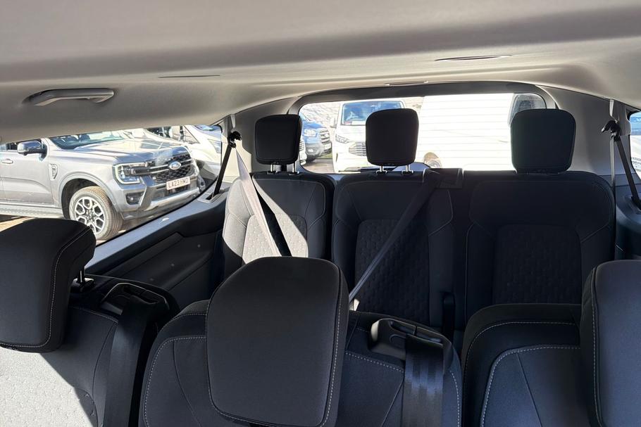 Used Ford TOURNEO CUSTOM WN26TXR 7
