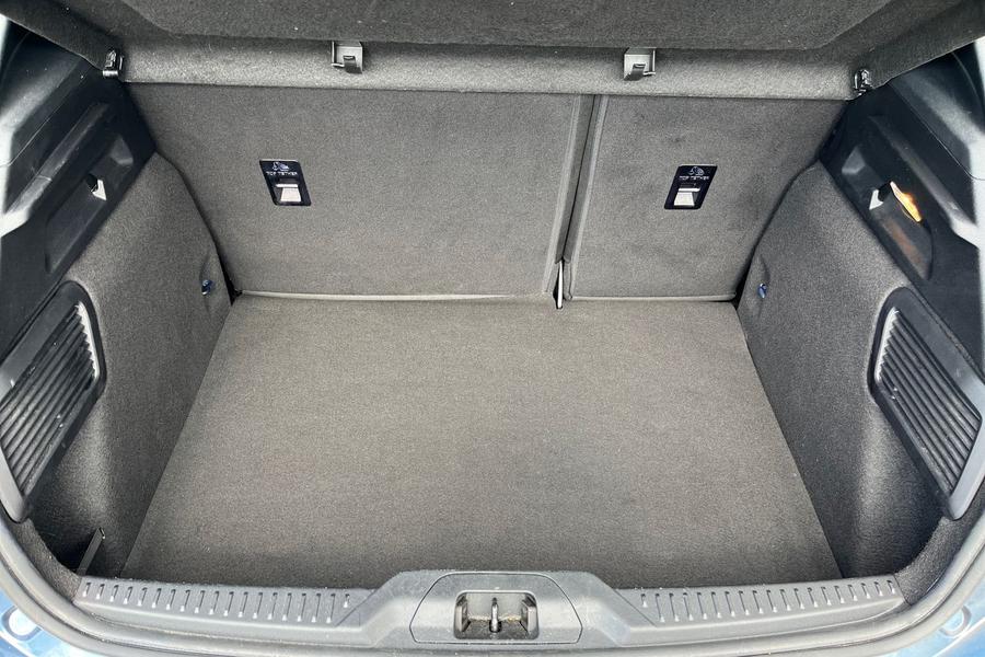 Ford Focus Photo autoimg-1e1ee4b8288881d25f3a199e16f76491d1ff315e.jpg