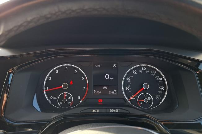 VOLKSWAGEN Polo Photo 15