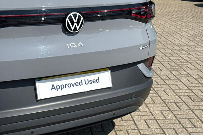 VOLKSWAGEN ID.4 Photo 21
