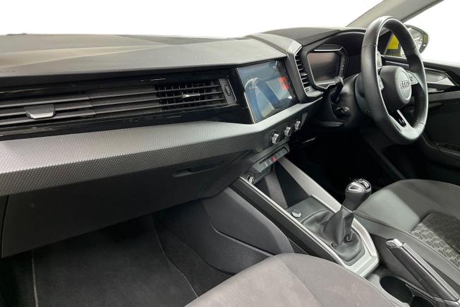 AUDI A1 Photo 2