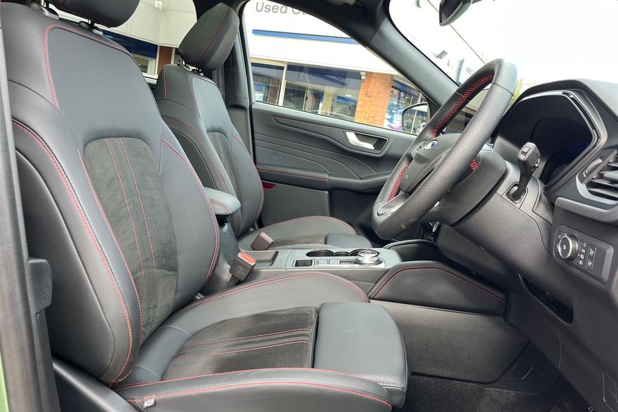 Ford Kuga Photo autoimg-1e299b94d5dab42d6ff751c5658834c10d050cc1.jpg