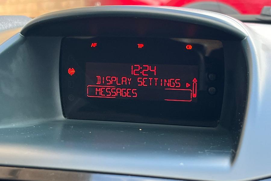 FORD FIESTA Photo autoimg-1e2ecd3a8063a87157e6754d38a421136f892f96.jpg