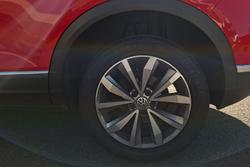 VOLKSWAGEN T-Roc Photo 5