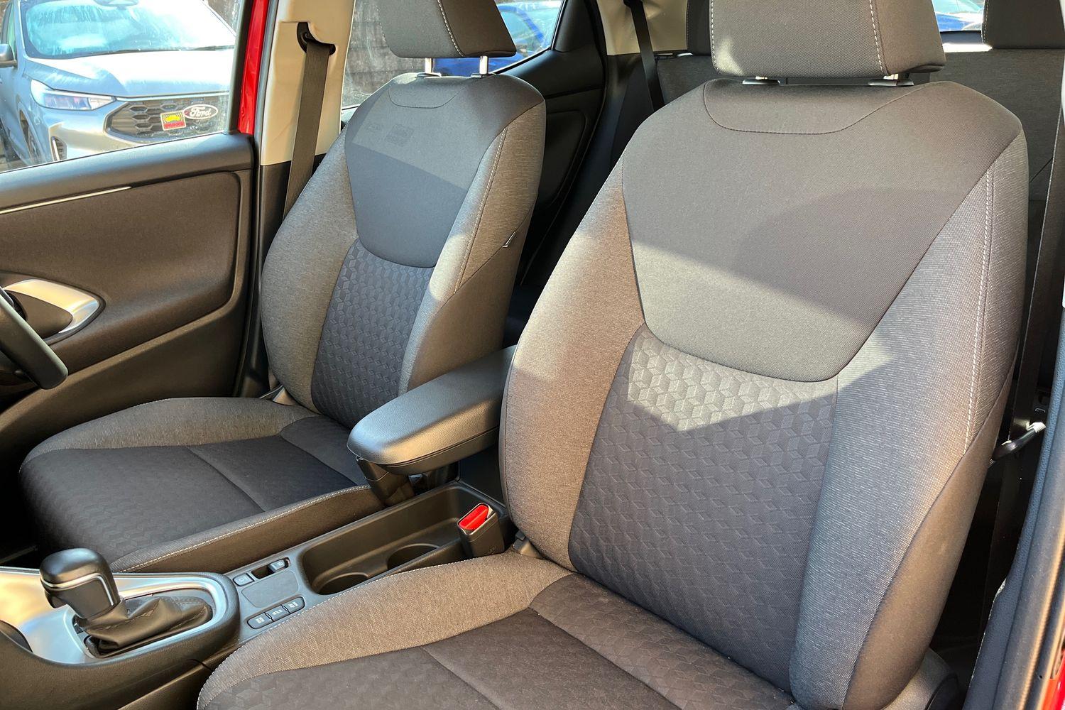 Toyota YARIS Photo 18