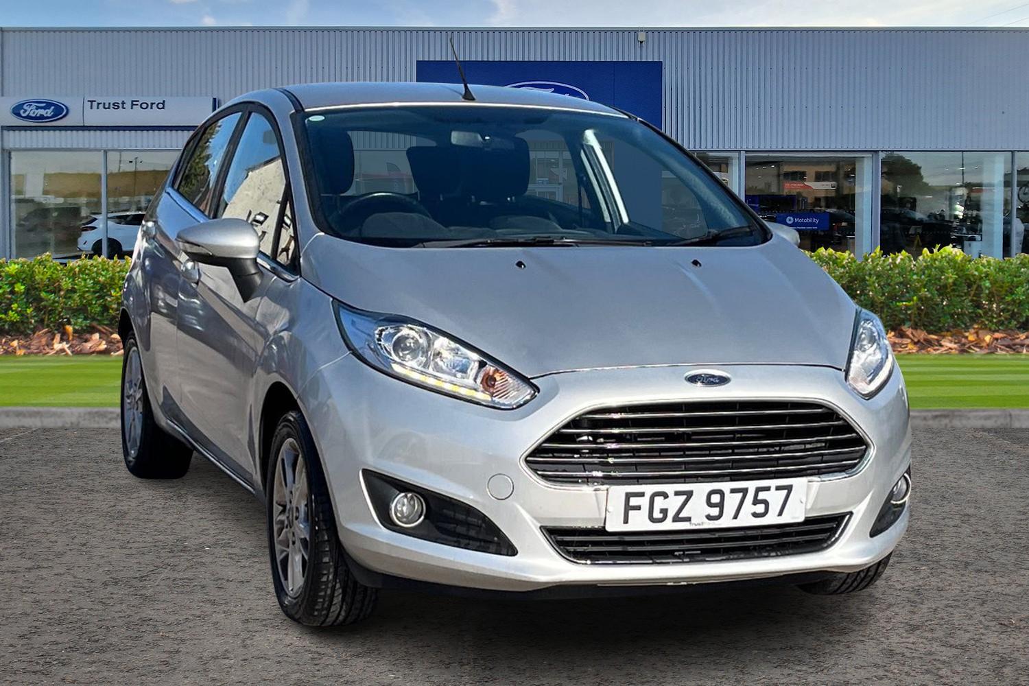 Ford Fiesta Photo 0