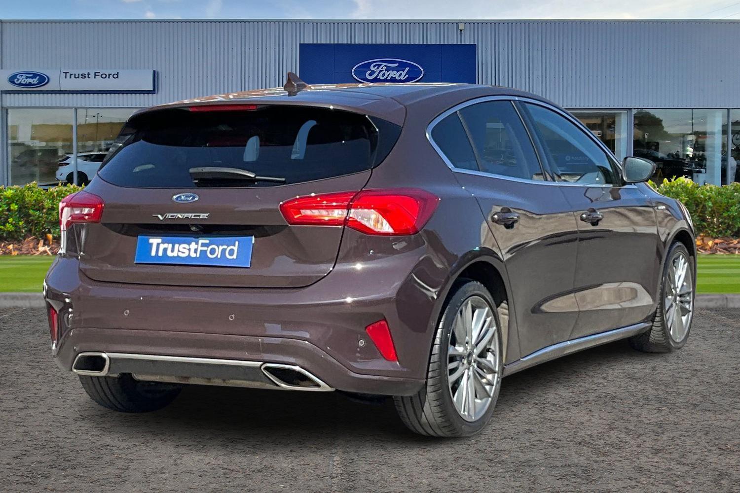 Ford Focus Photo 3