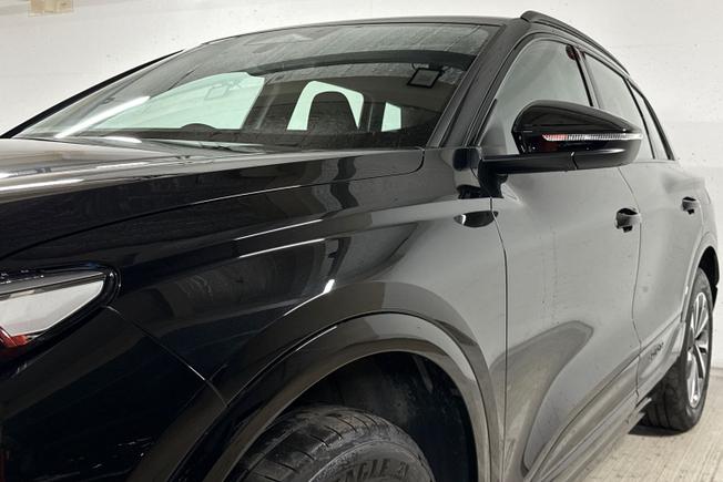 Audi Q6 e-tron Photo 40