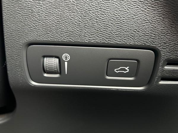 Volvo XC40 Photo autoimg-1e3e6af2f3db56d2183ee66cfacf177cb32b3a64.jpg