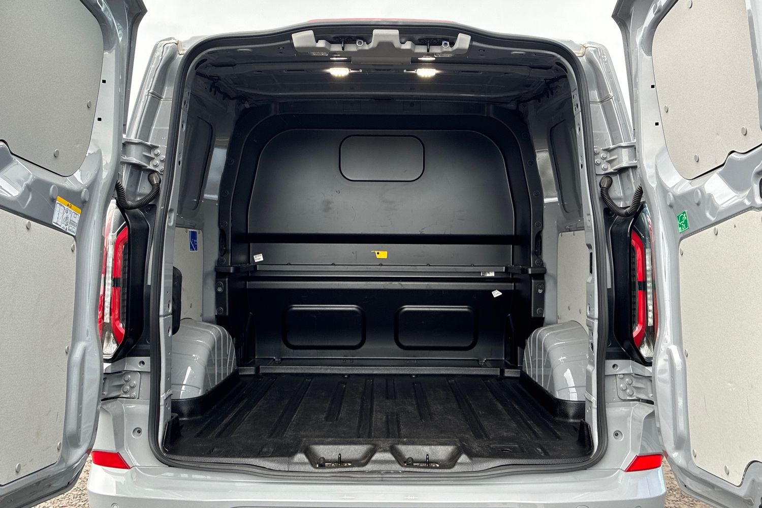 Ford TRANSIT CUSTOM Photo 5